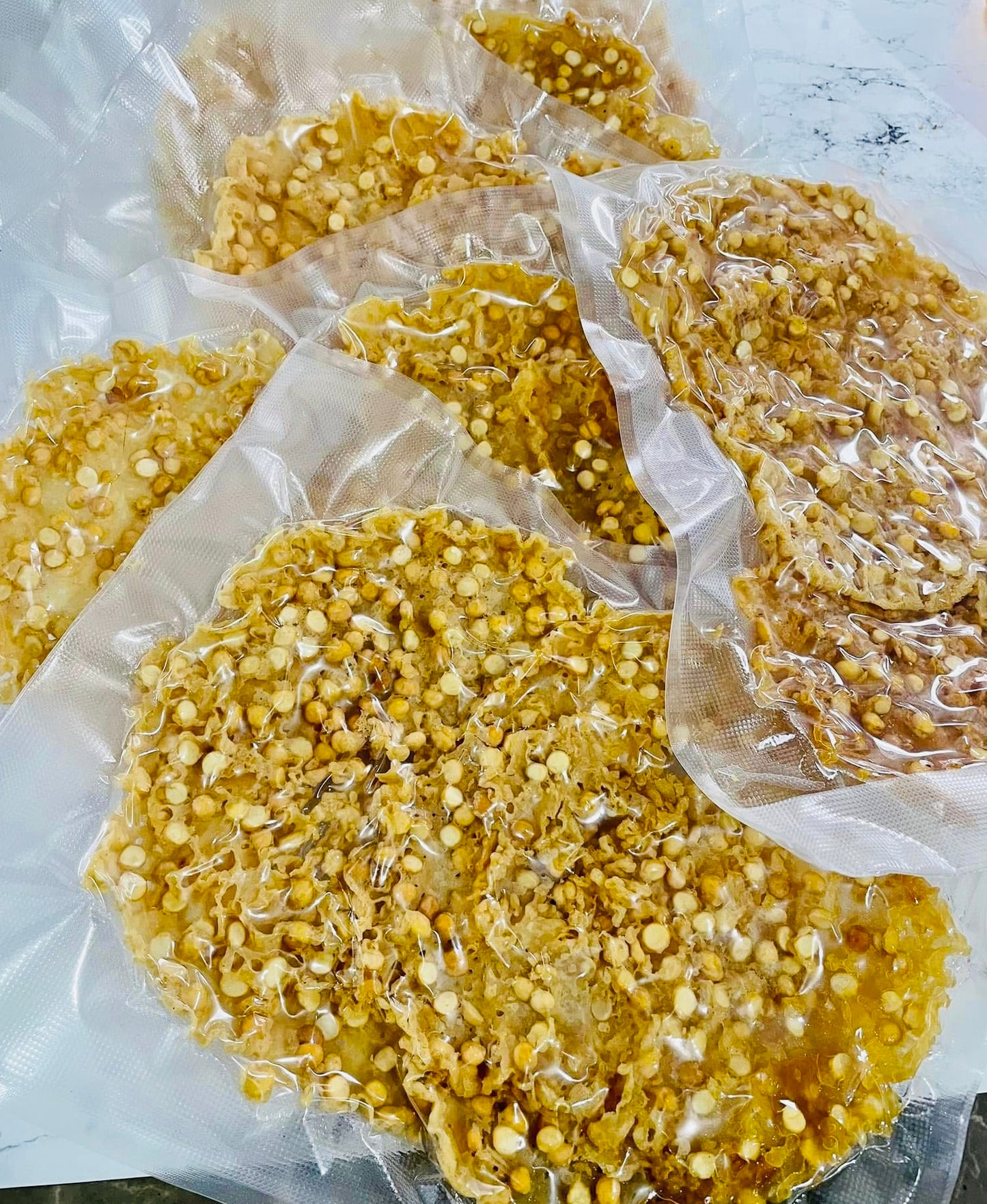 တီပုံ့ ပဲကပ်ကြော်