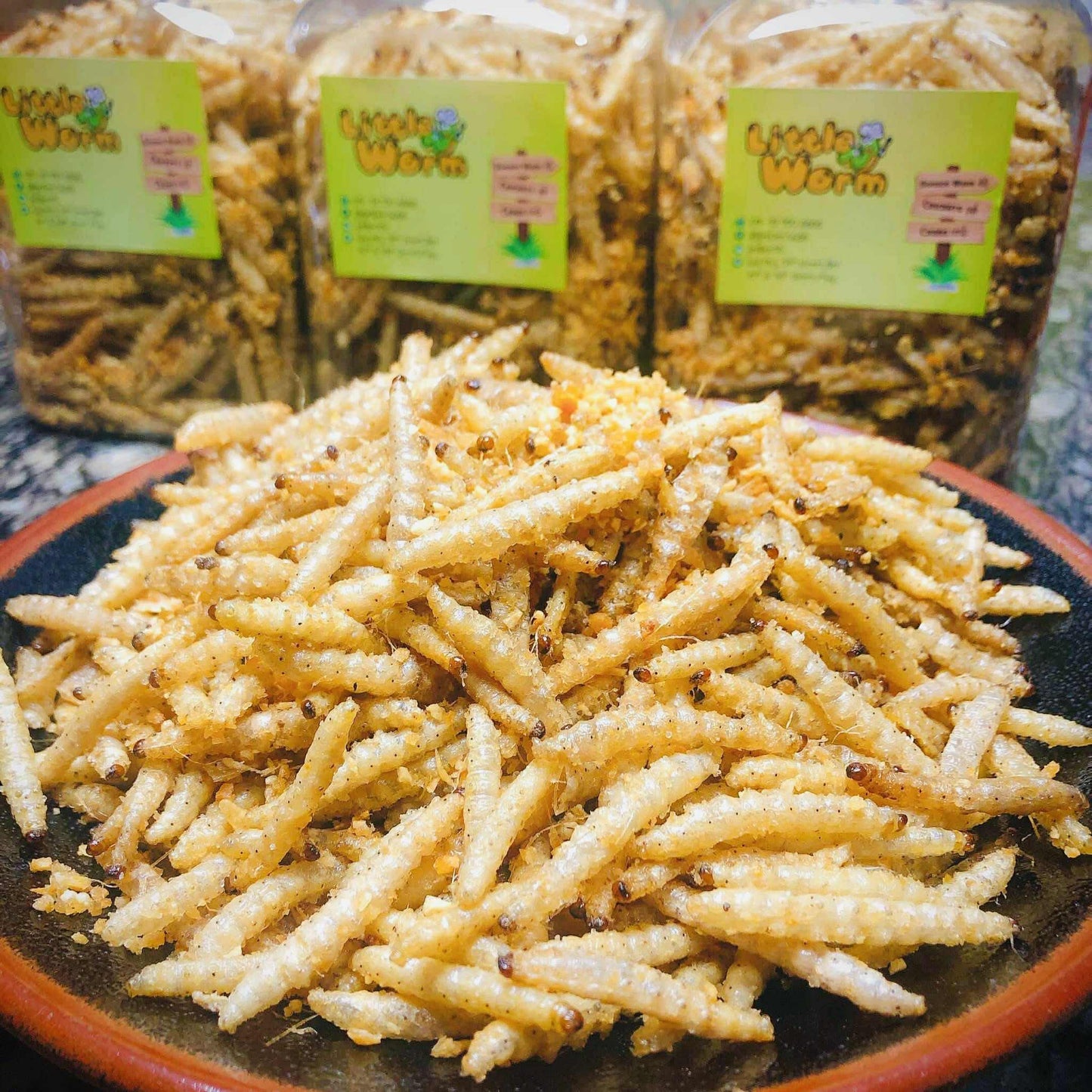 Little Worm မိုးကုတ် ဝါးပိုးကြော်