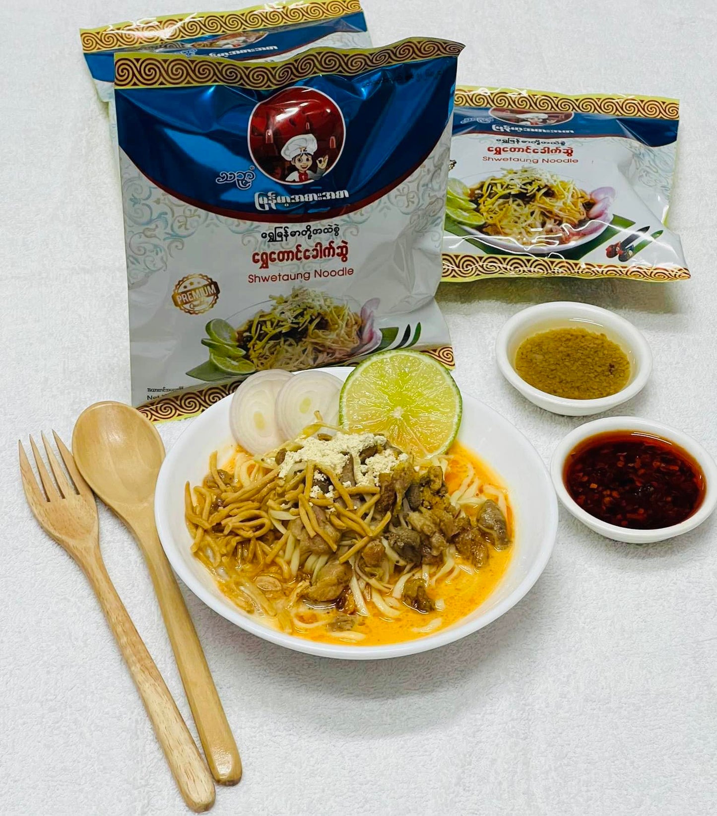 သဉ္ဇာ ရွှေတောင်ခေါက်ဆွဲ (Shwetaung noodles )