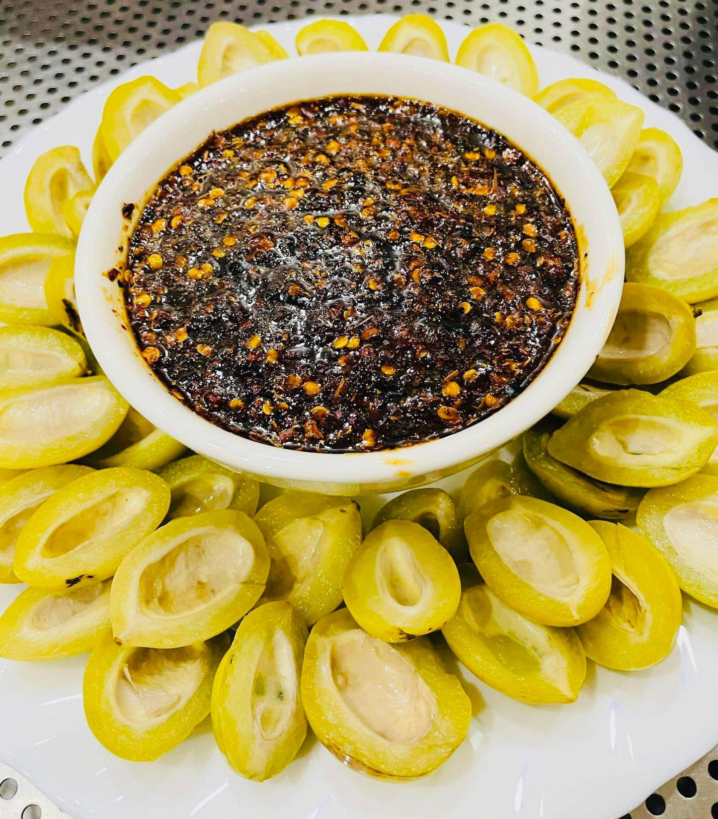 သက်မေ မရမ်းသီးပေါင်း