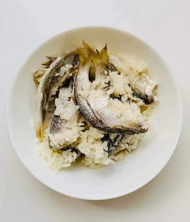 မြတ် ငါးလေးချဥ် ( Fermented Swamp Barb In Rice )