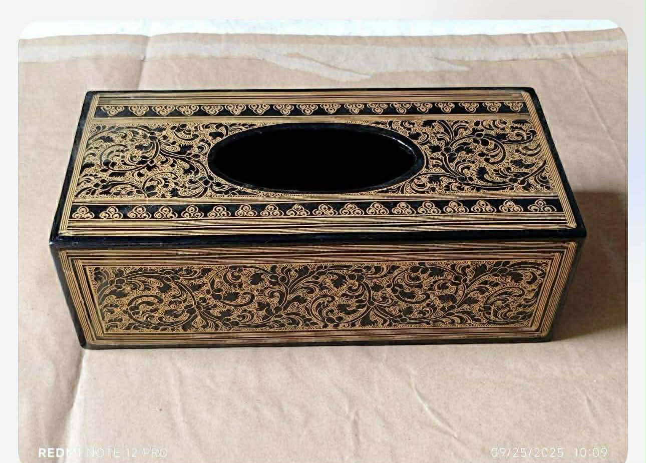 Tissue box 1