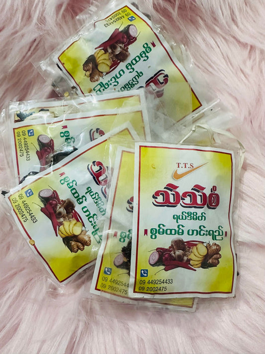 သဲသဲစံ readymade စွမ်ထမ်ဟင်းရည်